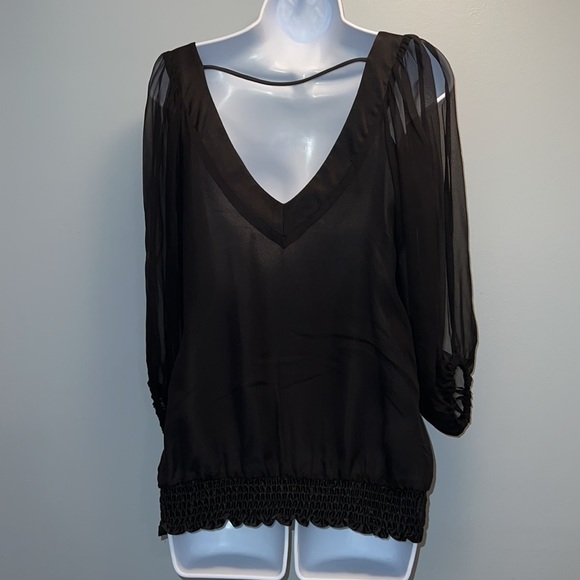 Nu by Mark Anthony 100% Silk Beaded Split Sleeve Blouse XS - Picture 4 of 6